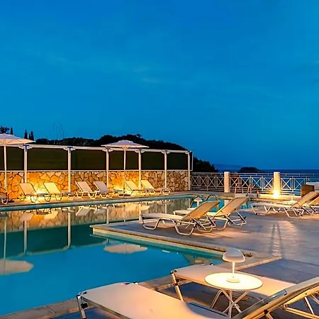 Costa Avithos ホテル 4*